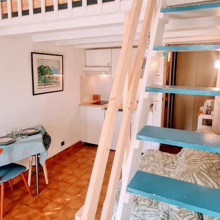 생트막시메 Cosy Studio Just A Stone'S Throw From The Beach 아파트 외부 사진