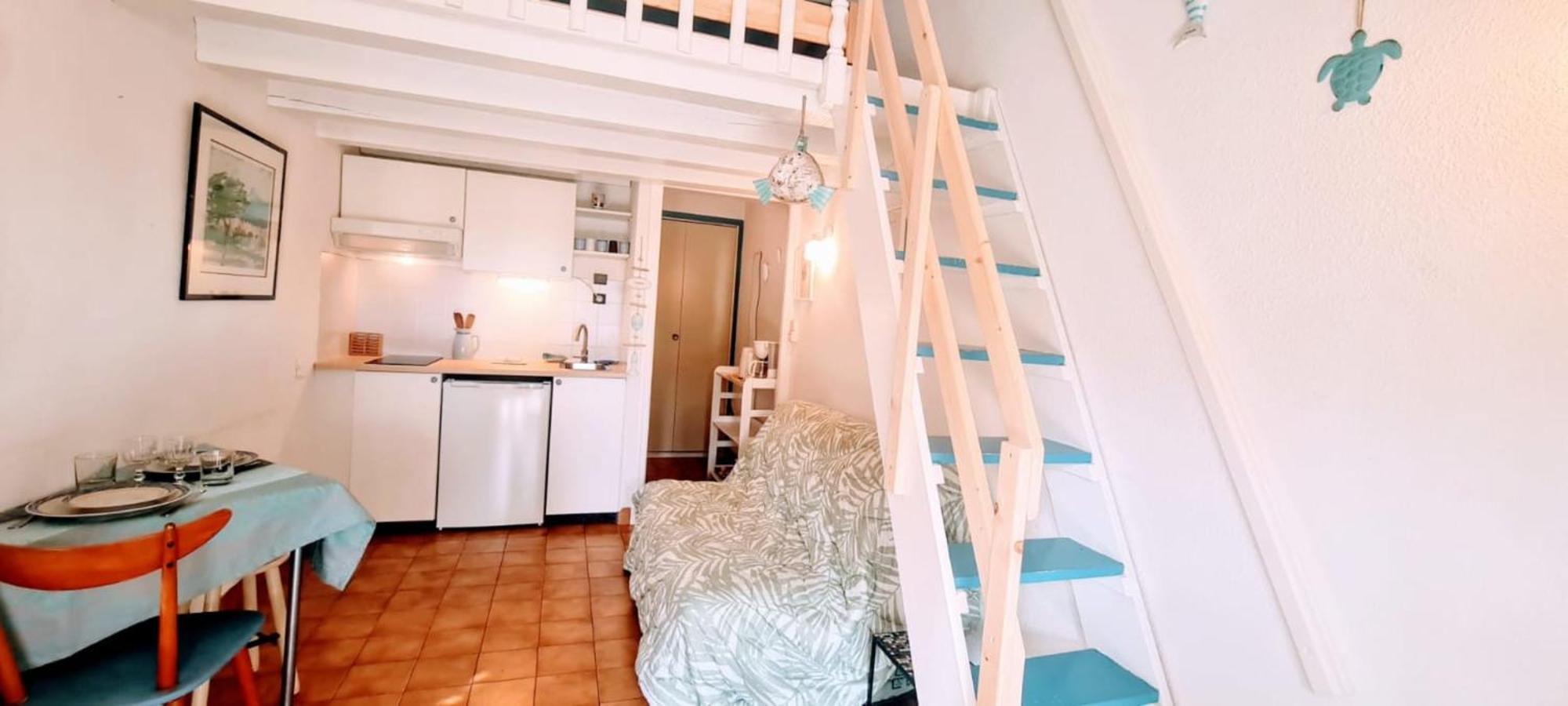 생트막시메 Cosy Studio Just A Stone'S Throw From The Beach 아파트 외부 사진